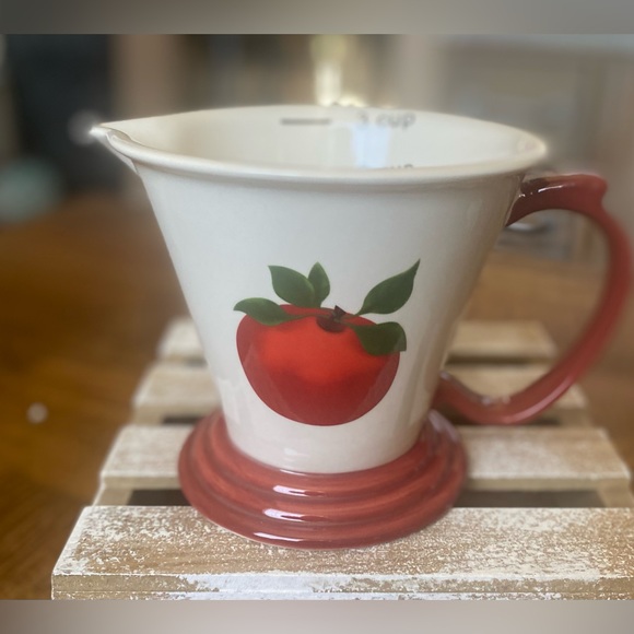 COPY - Unique Kitchen decor//3 cup measuring cup - Picture 1 of 4